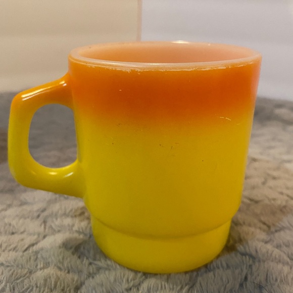 Vintage Fire King Ware Mug - Picture 2 of 4